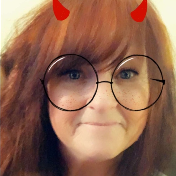 Meet your Posher, Paula - Picture 1 of 1